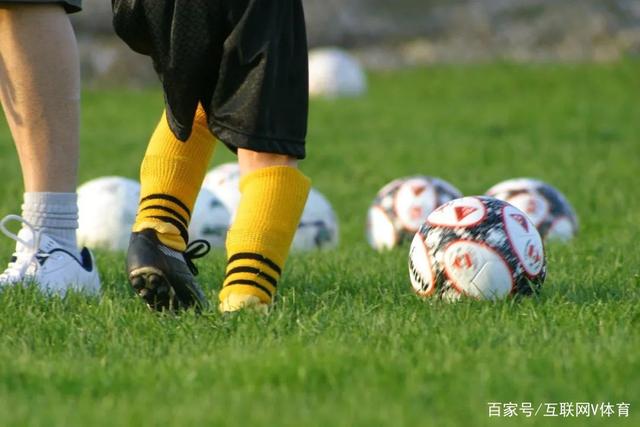 孙铭徽24+8广厦胜山东 崔永熙23分广州胜深圳