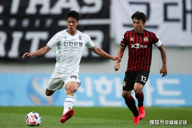 西甲-拉菲尼亚制胜 巴萨1-0取4连胜距皇马5分